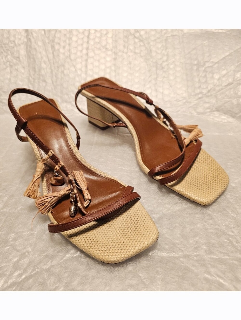 H&M Tasselled heeled sandals - Picture 11 of 12